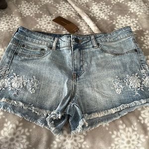 Denim shorts with frayed bottoms NWT